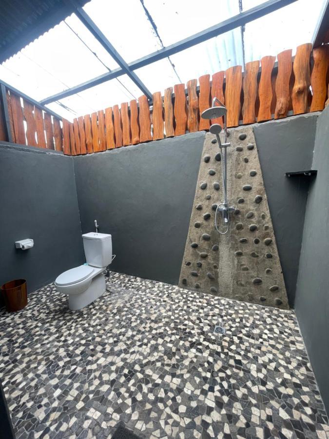Supersuck Hotel Maluk Eksteriør billede